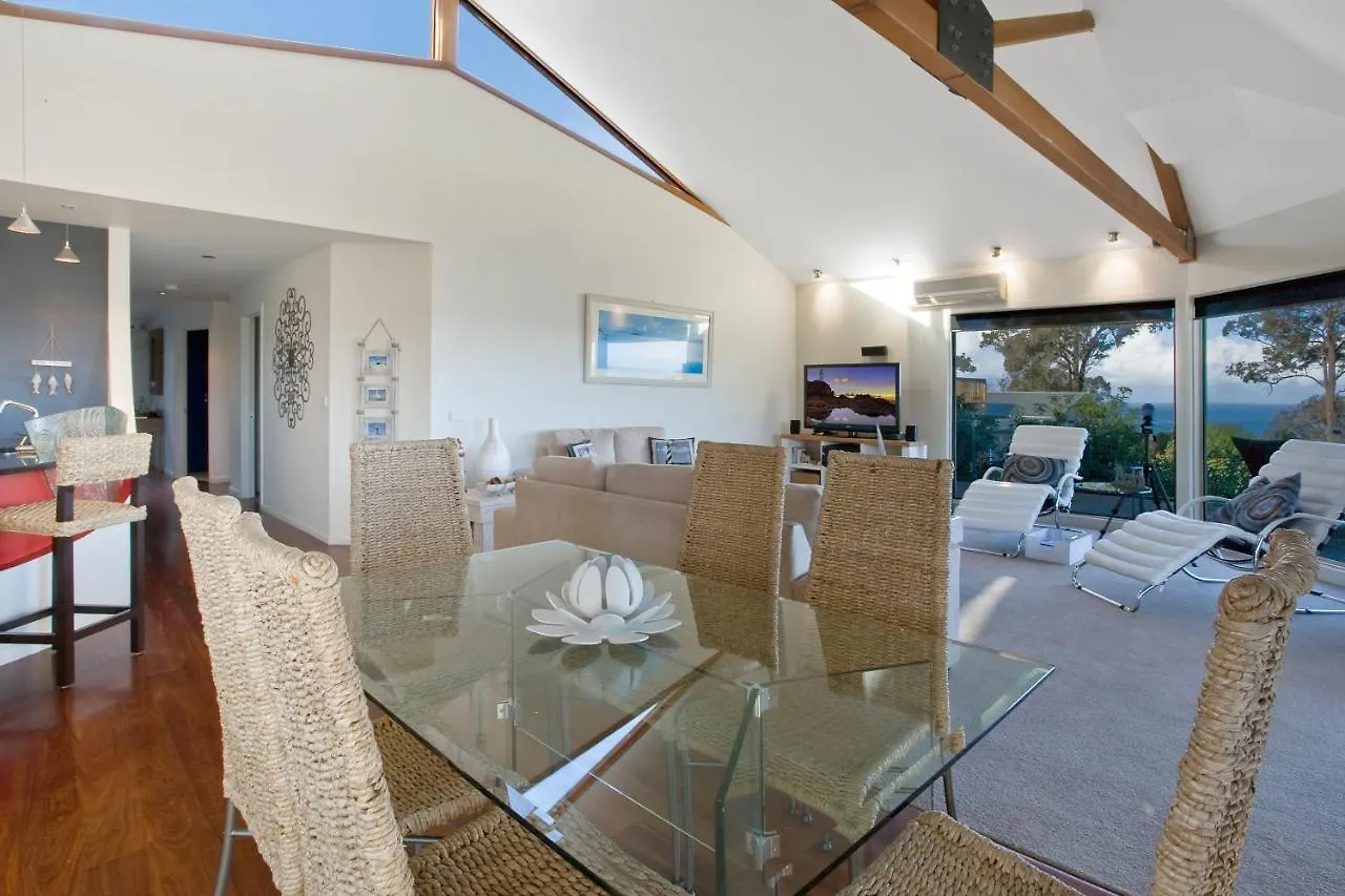 Pure Indulgence Villa Merimbula 0*,  Australia